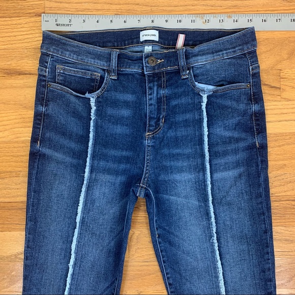 Sneak Peak Step Hem Skinny Jeans - Picture 7 of 7